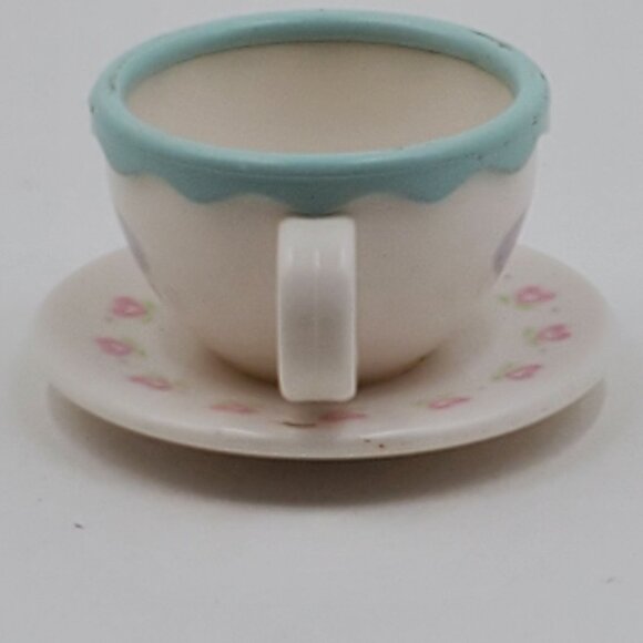 Vintage Miniature Tea Cup and Saucer Set Dolhouse Accessories - Picture 4 of 6